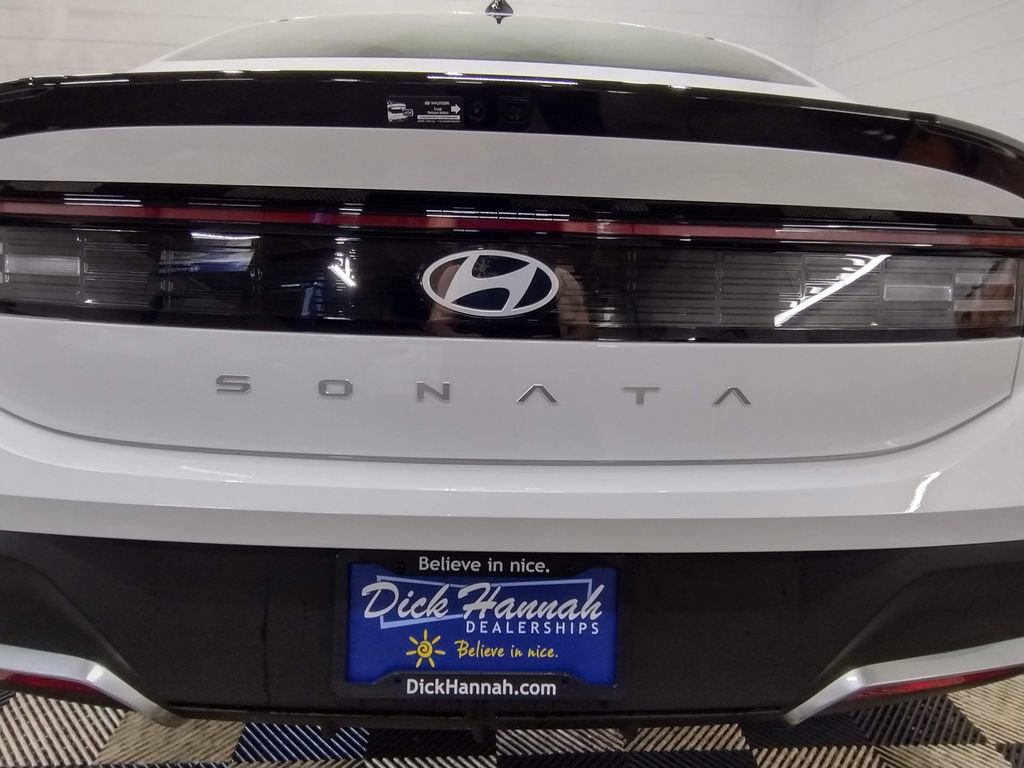 New 2026 Hyundai Sonata SE FWD image 12