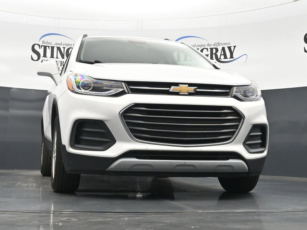 Used 2020 Chevrolet Trax LT w/ LT Convenience Package FWD image 27