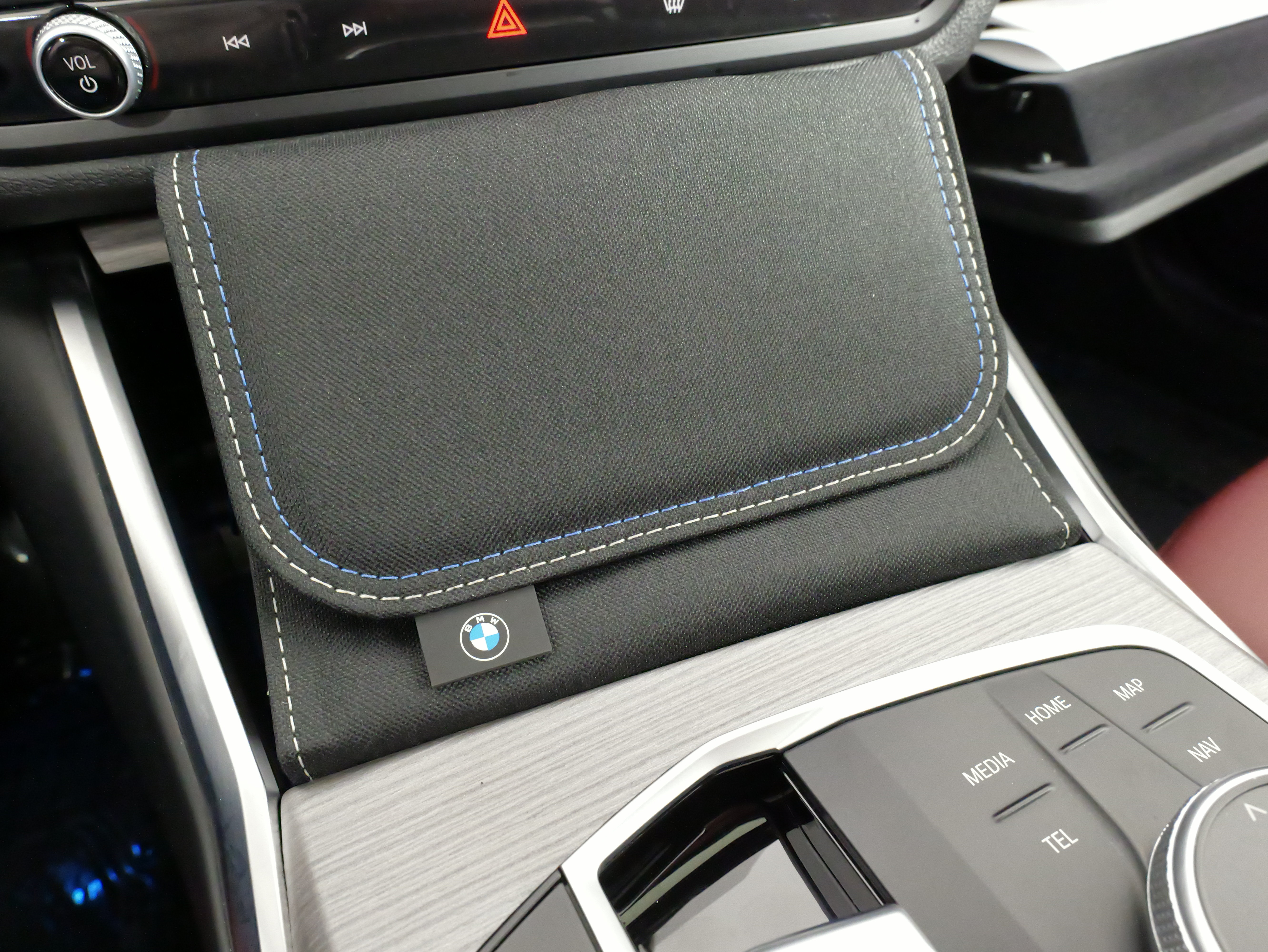 Used 2025 BMW i4 xDrive40i w/ Premium Package AWD/4WD image 55