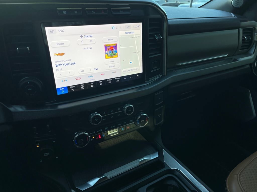 Used 2024 Ford F350 Platinum image 18