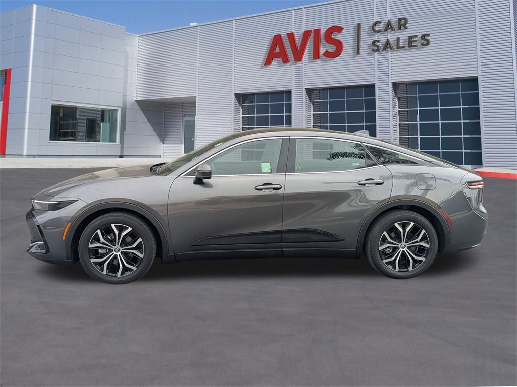 Used 2024 Toyota Crown Limited image 10
