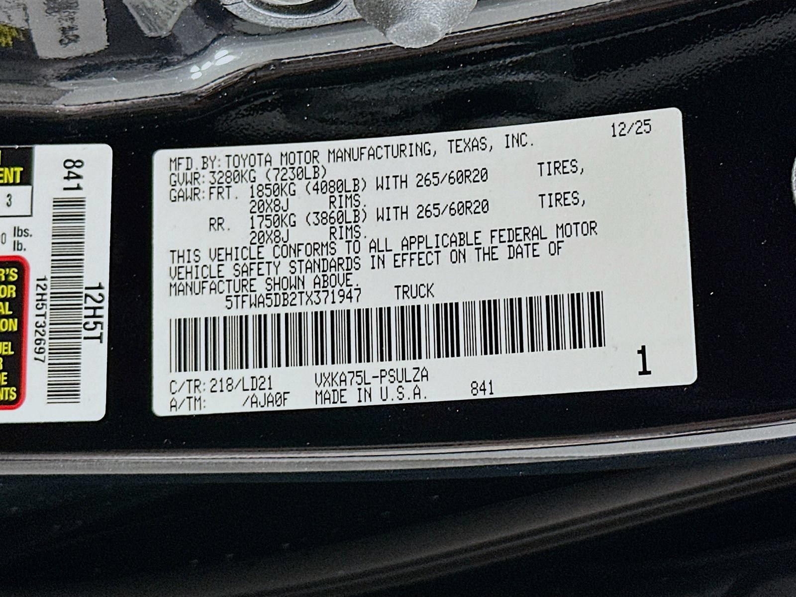 New 2026 Toyota Tundra Limited AWD/4WD image 32