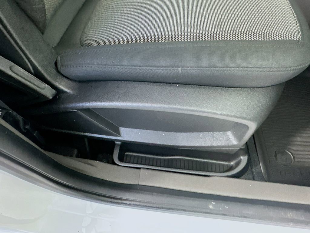 Used 2019 Ford Transit Connect XL w/ Driver-Assist Package image 22