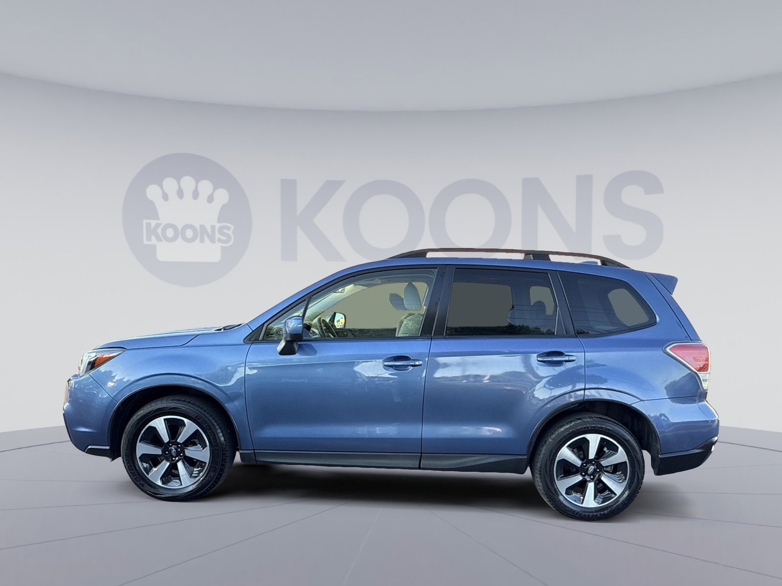 Used 2017 Subaru Forester 2.5i Premium w/ All-Weather Package image 2