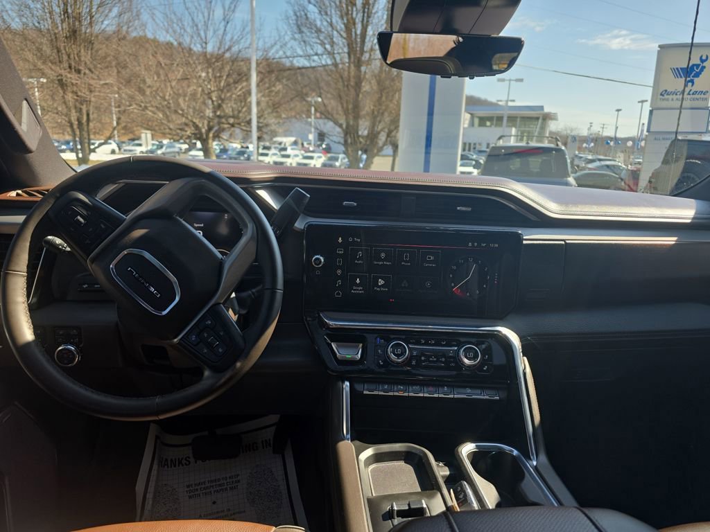 Used 2024 GMC Sierra 2500 Denali w/ Denali Reserve Package image 19