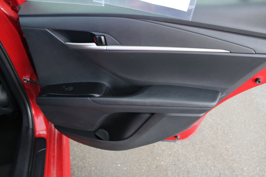 Used 2025 Toyota Camry SE FWD image 55
