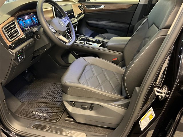 New 2026 Volkswagen Atlas SE image 7