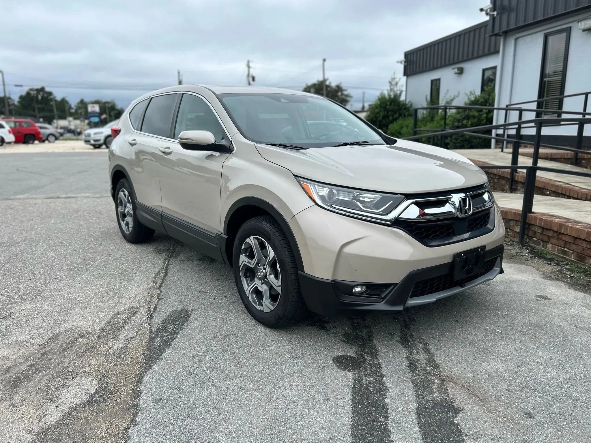 Used 2019 Honda CR-V EX image 5