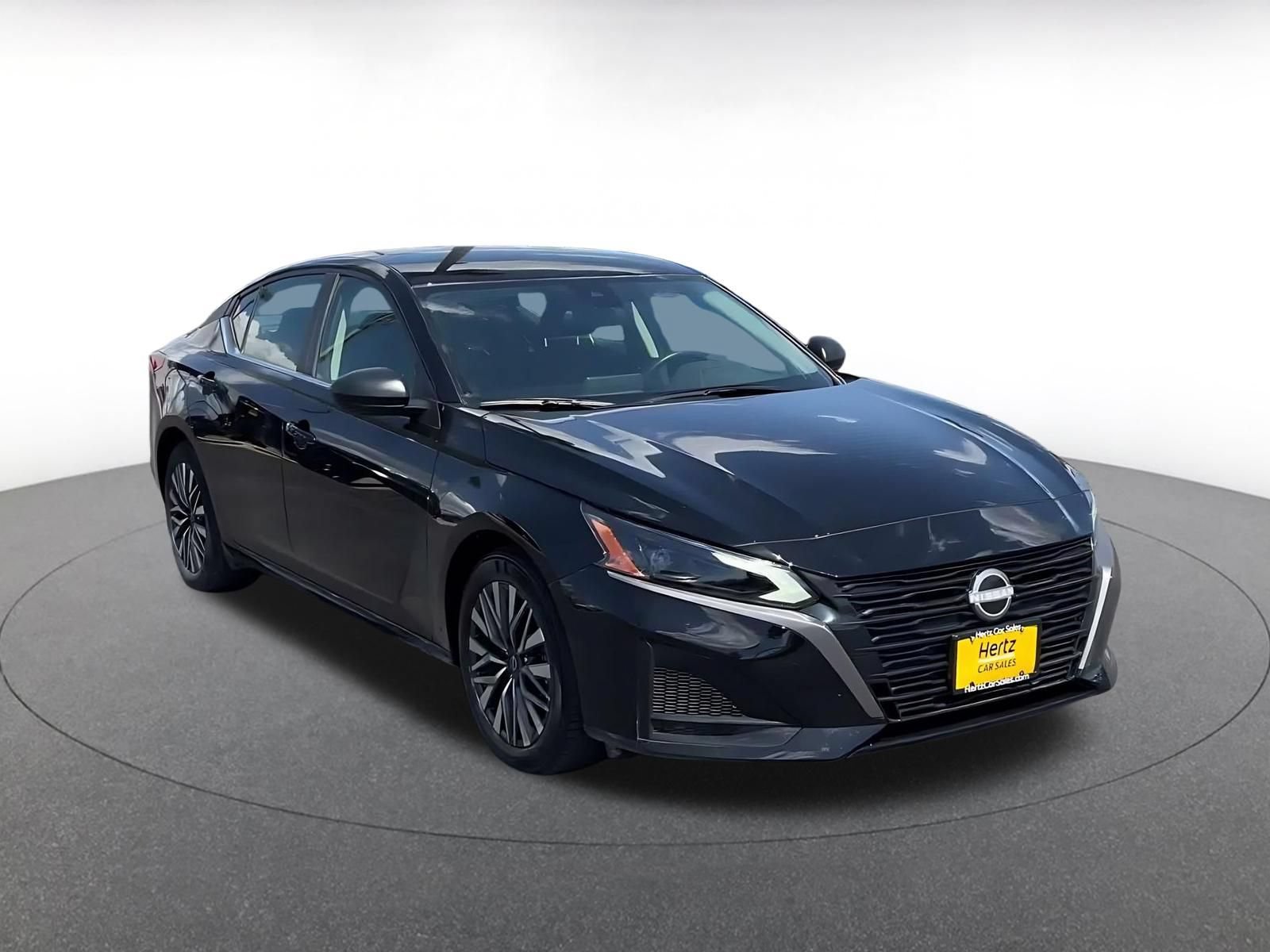 Used 2026 Nissan Altima 2.5 SV FWD image 3