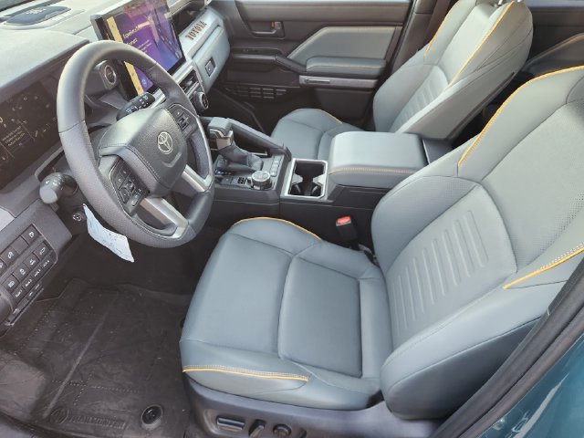 New 2026 Toyota 4Runner Trailhunter AWD/4WD image 12