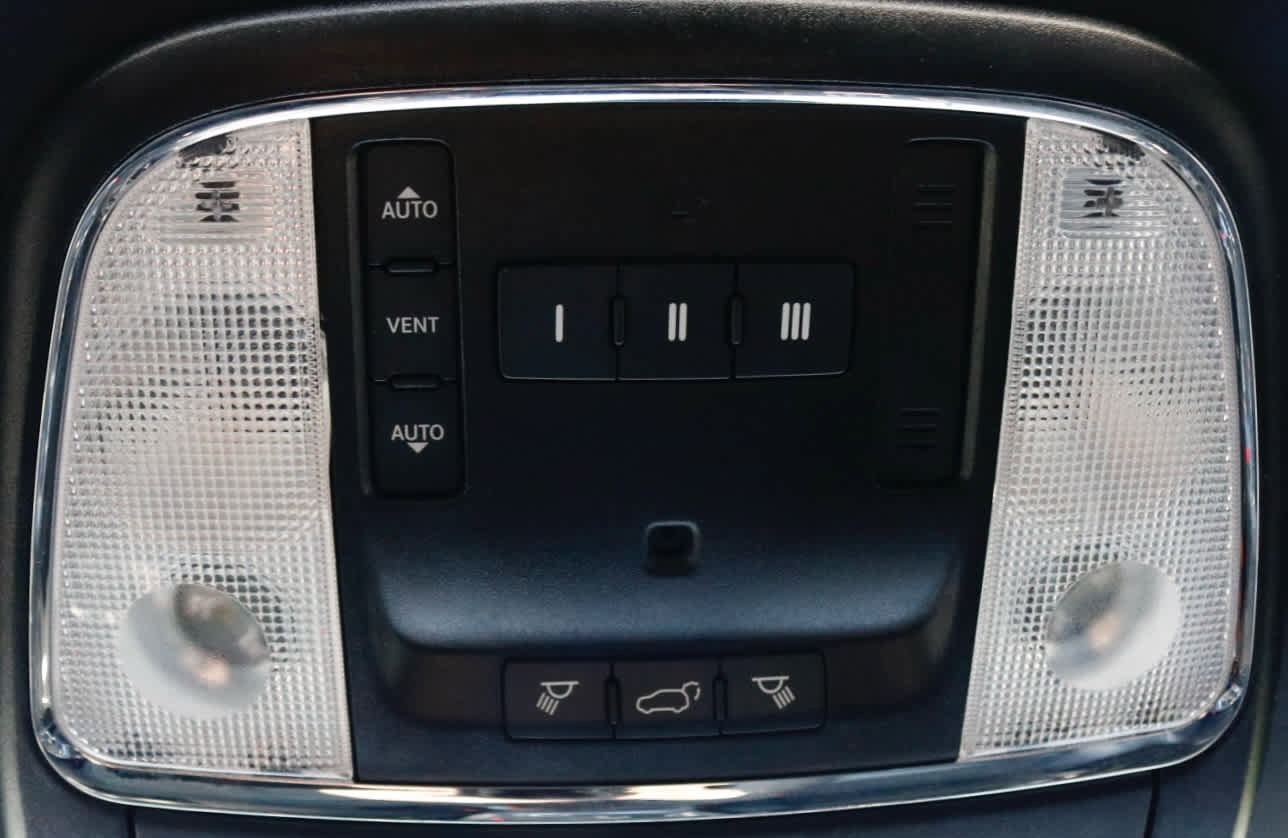 Used 2020 Dodge Durango R/T AWD/4WD image 17
