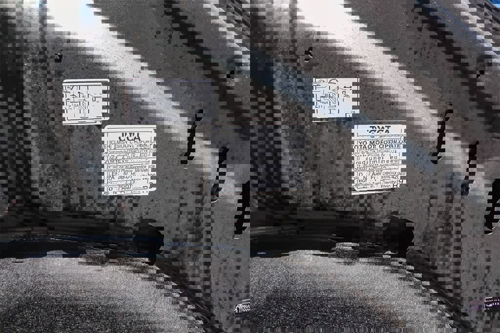 Used 2023 Toyota bZ4X Limited image 39