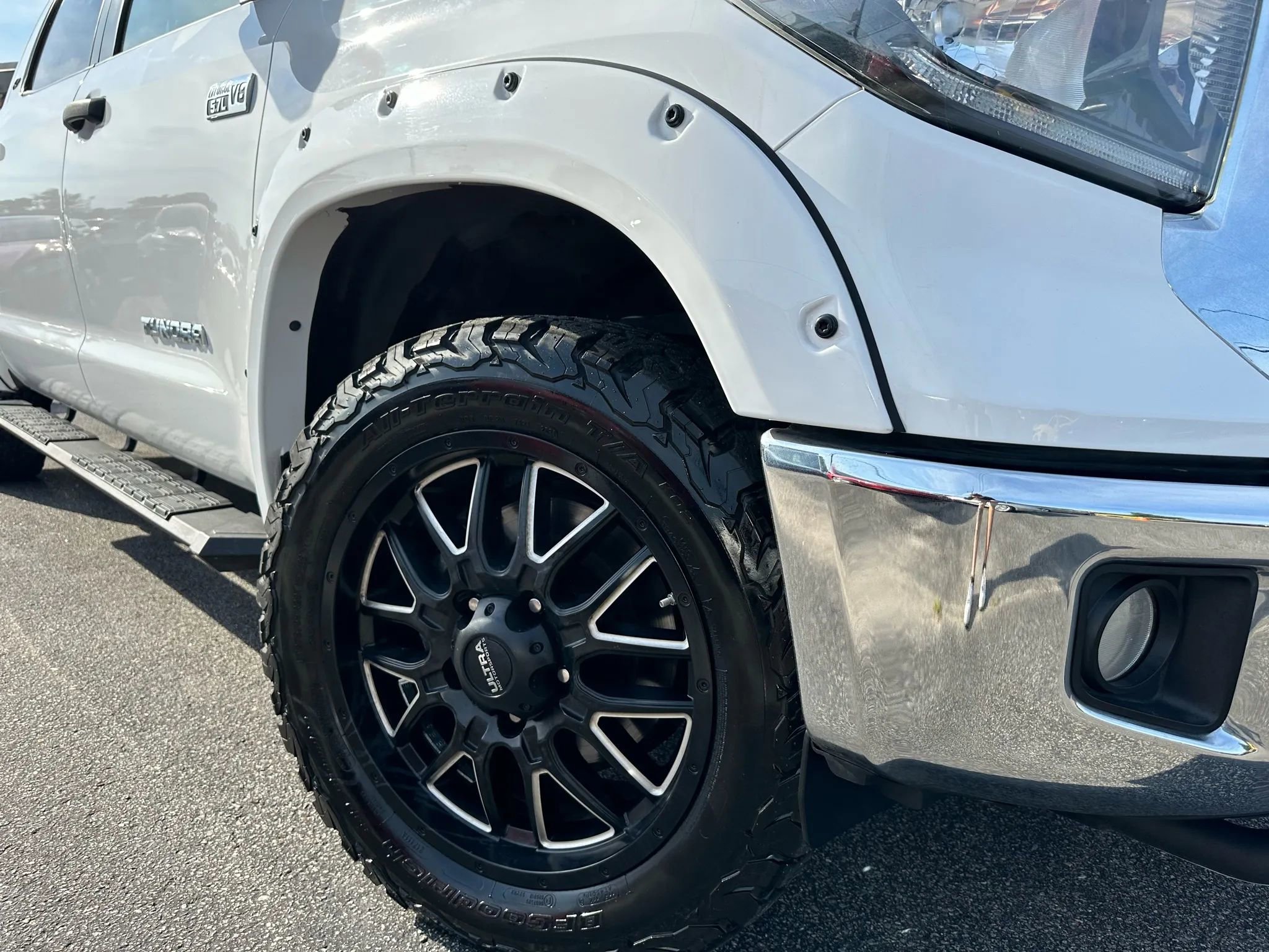 Used 2020 Toyota Tundra SR5 w/ SR5 Upgrade Package image 10