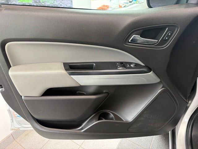 Used 2016 Chevrolet Colorado LT RWD image 16