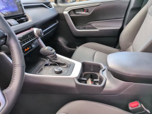 Used 2025 Toyota RAV4 XLE w/ Convenience Package AWD/4WD image 21