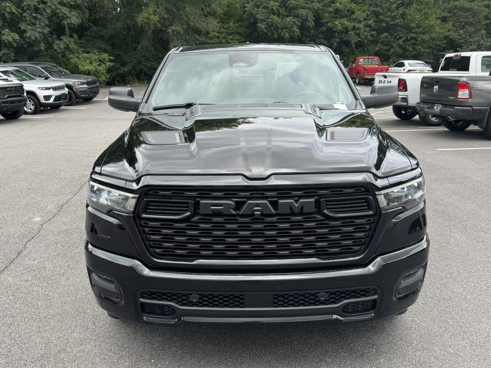 New 2026 RAM 1500 Express AWD/4WD image 2