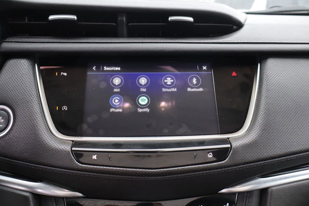 Used 2025 Cadillac XT5 Premium Luxury image 23