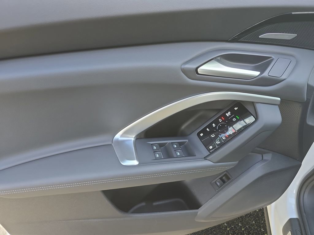 Certified 2025 Audi Q5 Premium Plus w/ Premium Plus image 26