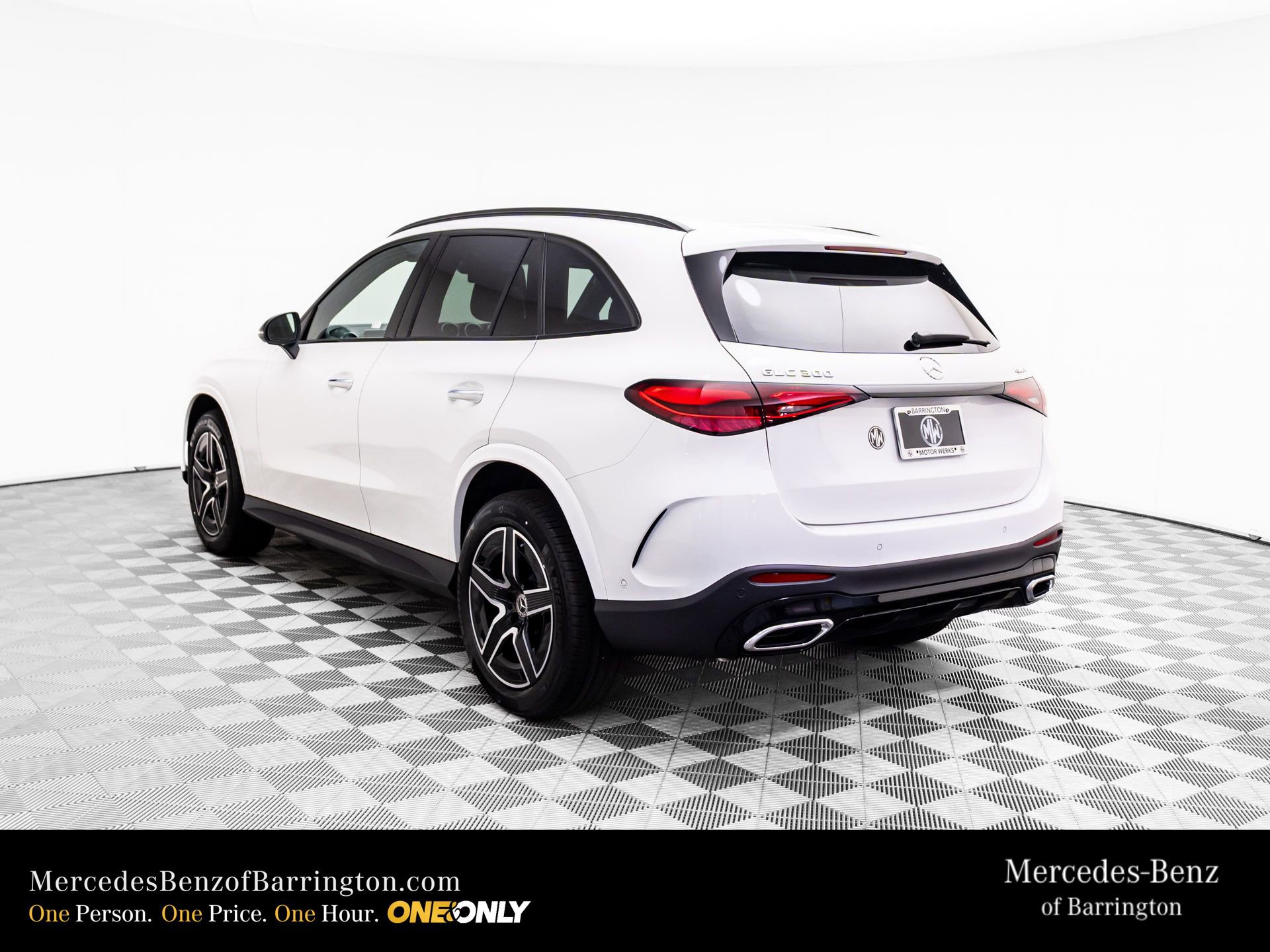 New 2026 Mercedes-Benz GLC 300 4MATIC image 3