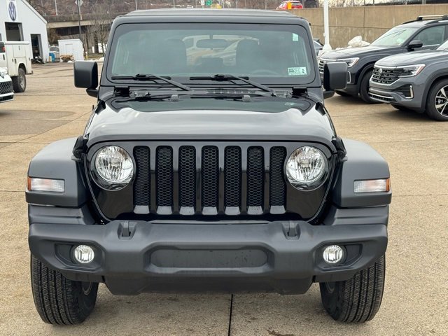 Used 2023 Jeep Wrangler Sport S image 7