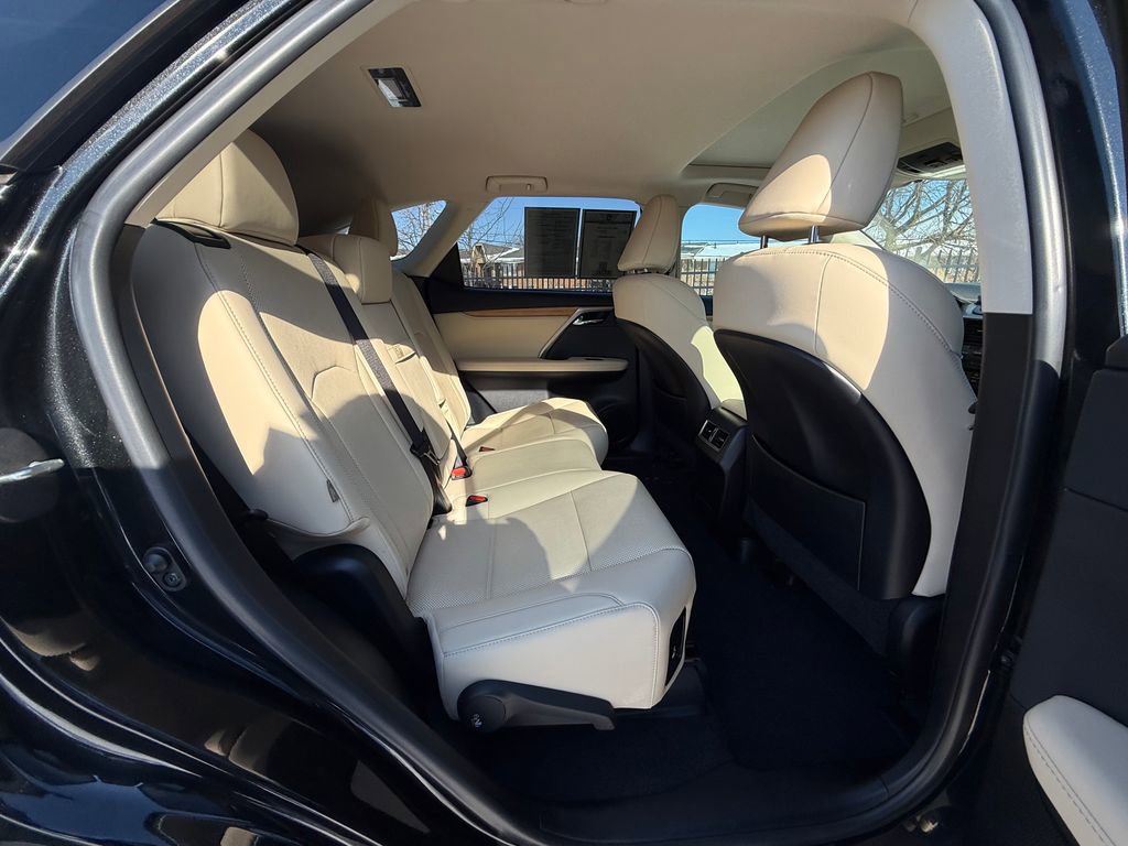 Used 2022 Lexus RX 350L 350L w/ Premium Package image 14