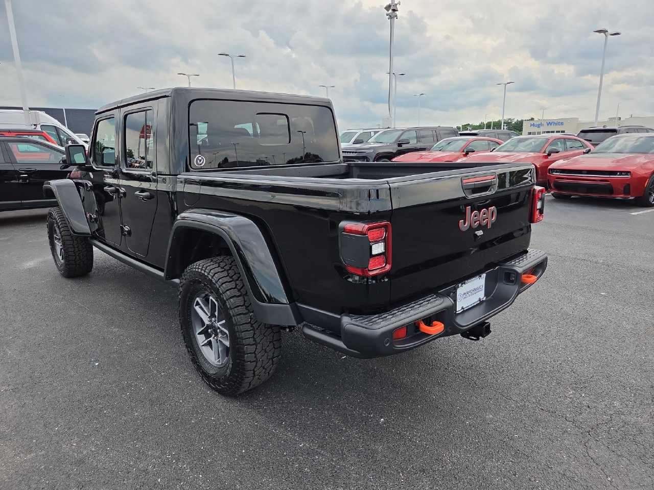New 2026 Jeep Gladiator Mojave w/ Steel Bumper Group AWD/4WD image 5