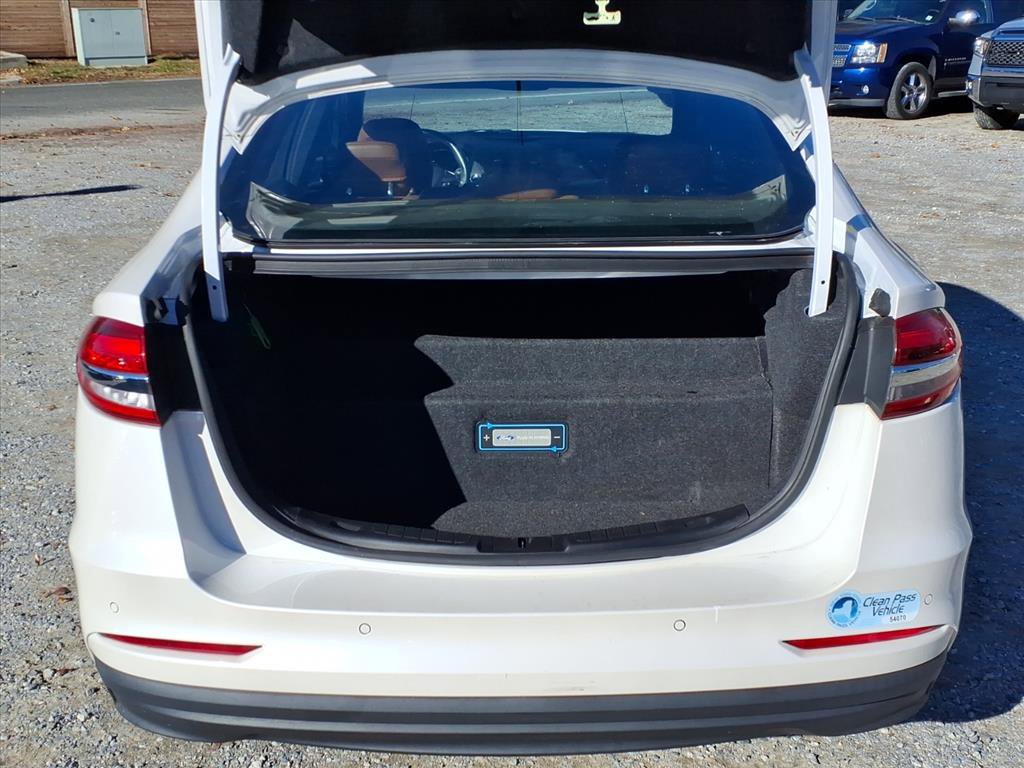 Used 2019 Ford Fusion Energi Titanium image 14