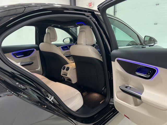 Used 2025 Mercedes-Benz C 300 4MATIC Sedan image 50