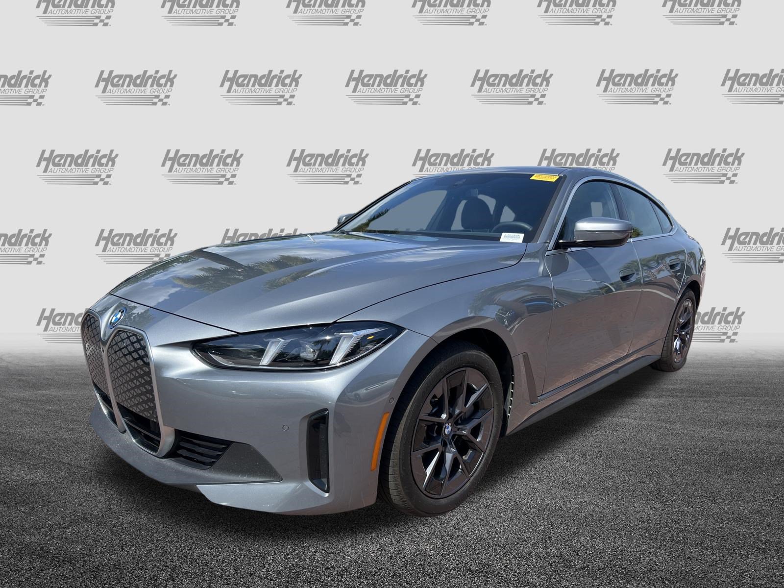 Certified 2025 BMW i4 eDrive40 w/ Parking Assistance Package RWD image 5