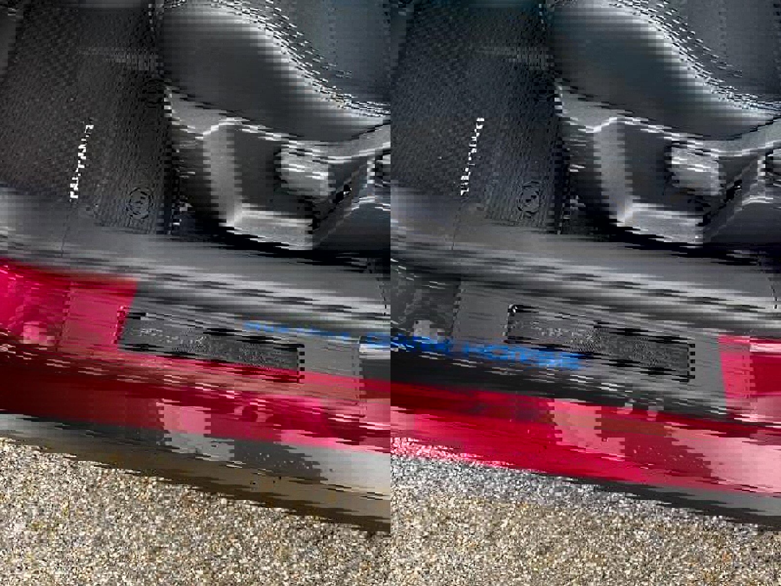 New 2025 Ford Mustang Dark Horse image 15