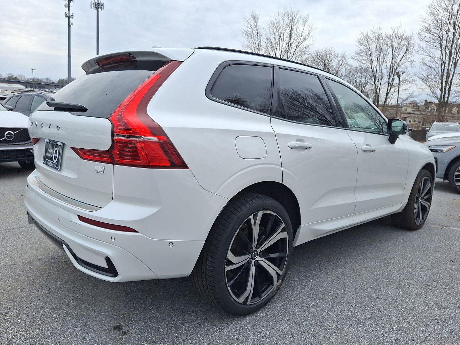 Certified 2023 Volvo XC60 T8 Ultimate image 6