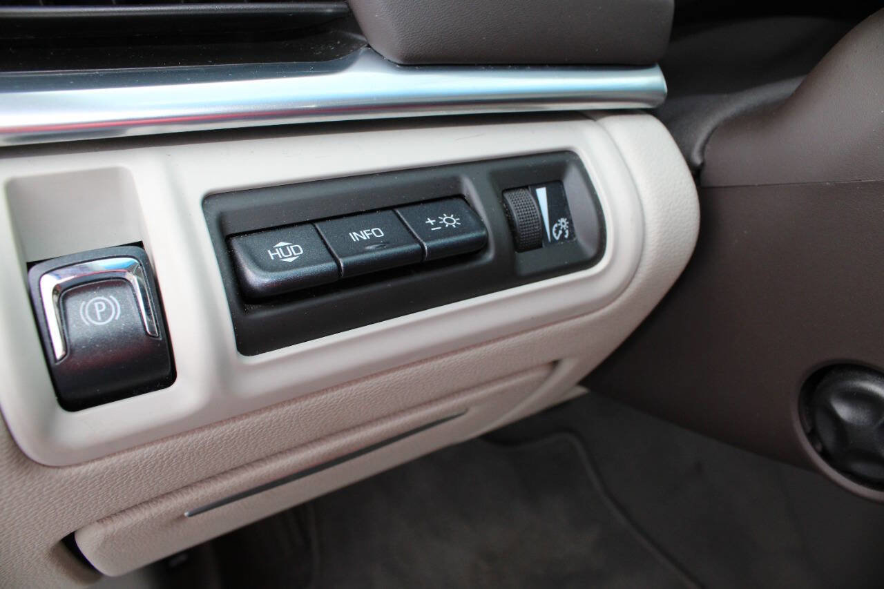 Used 2013 Cadillac XTS Platinum image 19