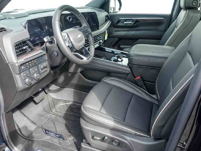 New 2027 Chevrolet Tahoe Premier w/ Sun And Tow Package AWD/4WD image 15
