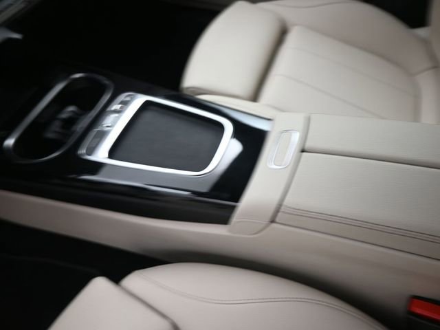 Used 2025 Mercedes-Benz CLA 250 4MATIC image 31