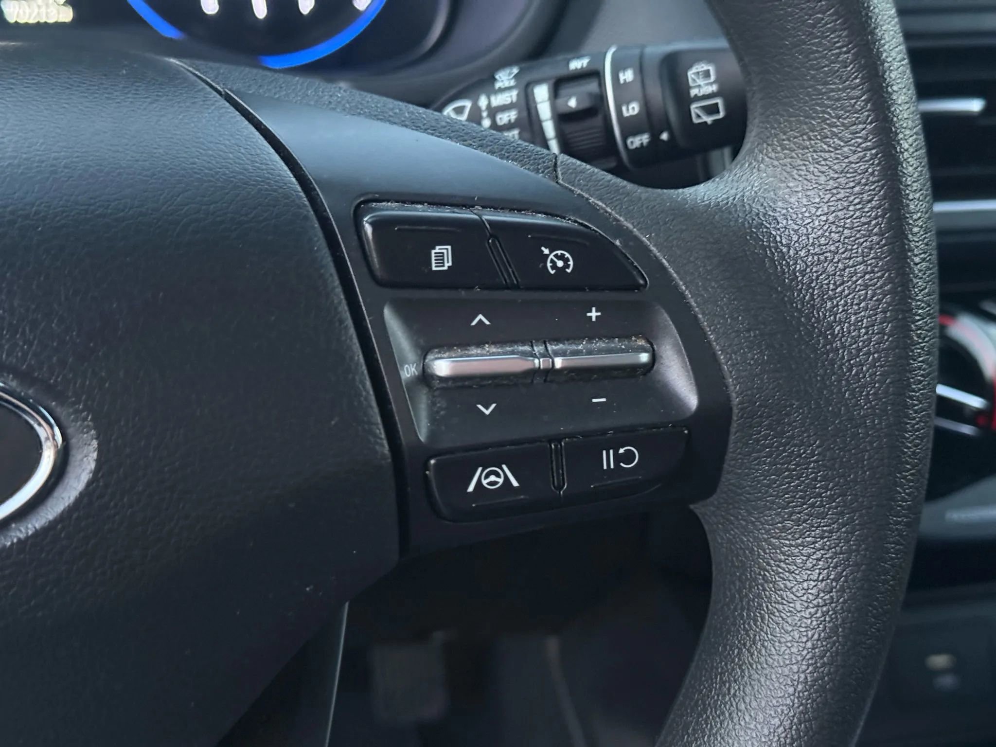 Used 2022 Hyundai Kona SEL image 35