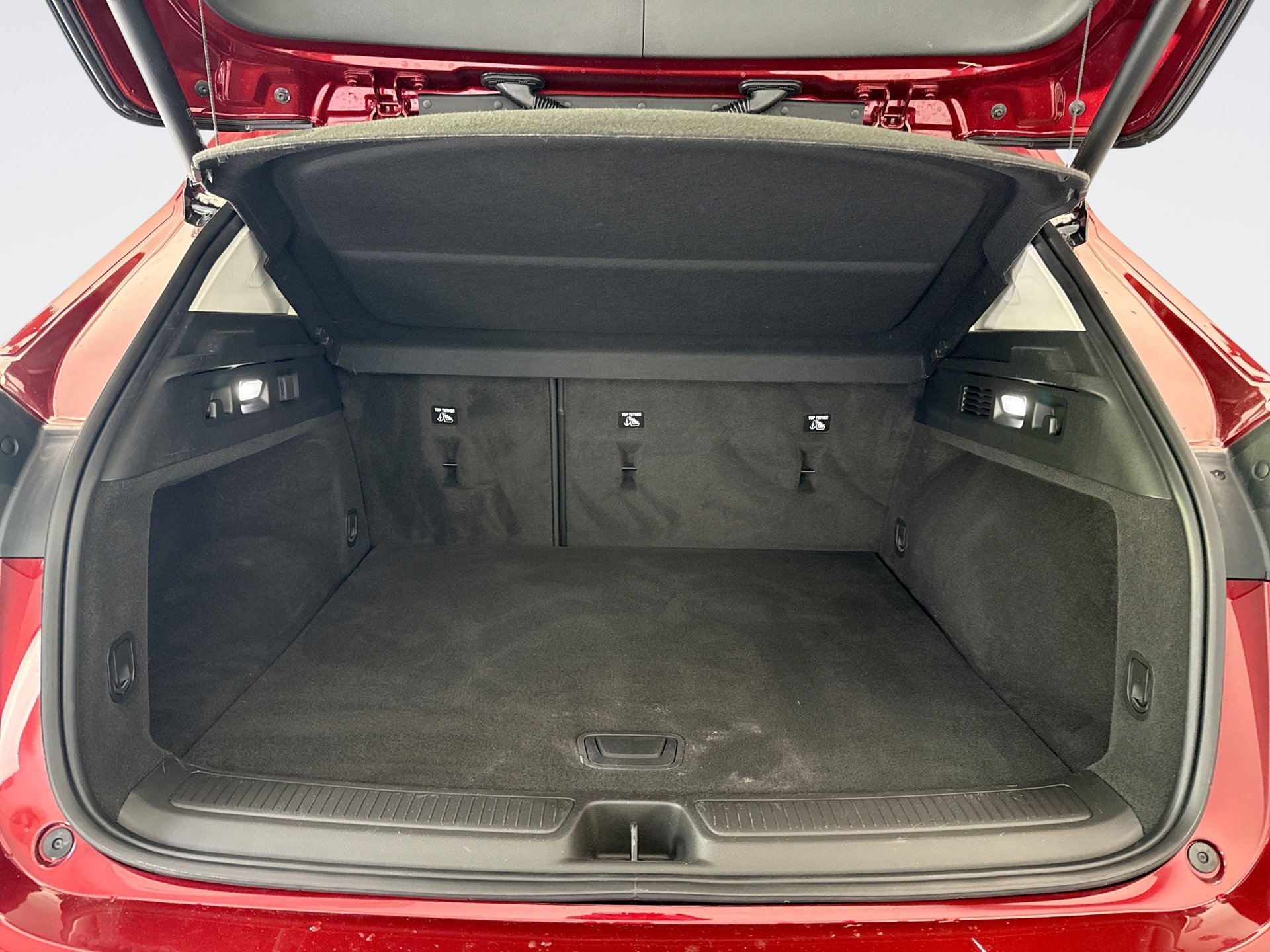 Used 2024 Buick Envision Avenir AWD/4WD image 19