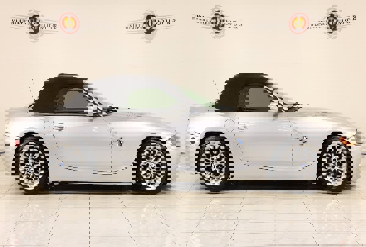 Used 2004 BMW Z4 2.5i image 29