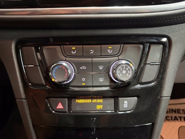 Used 2022 Buick Encore Preferred w/ Safety Package AWD/4WD image 39
