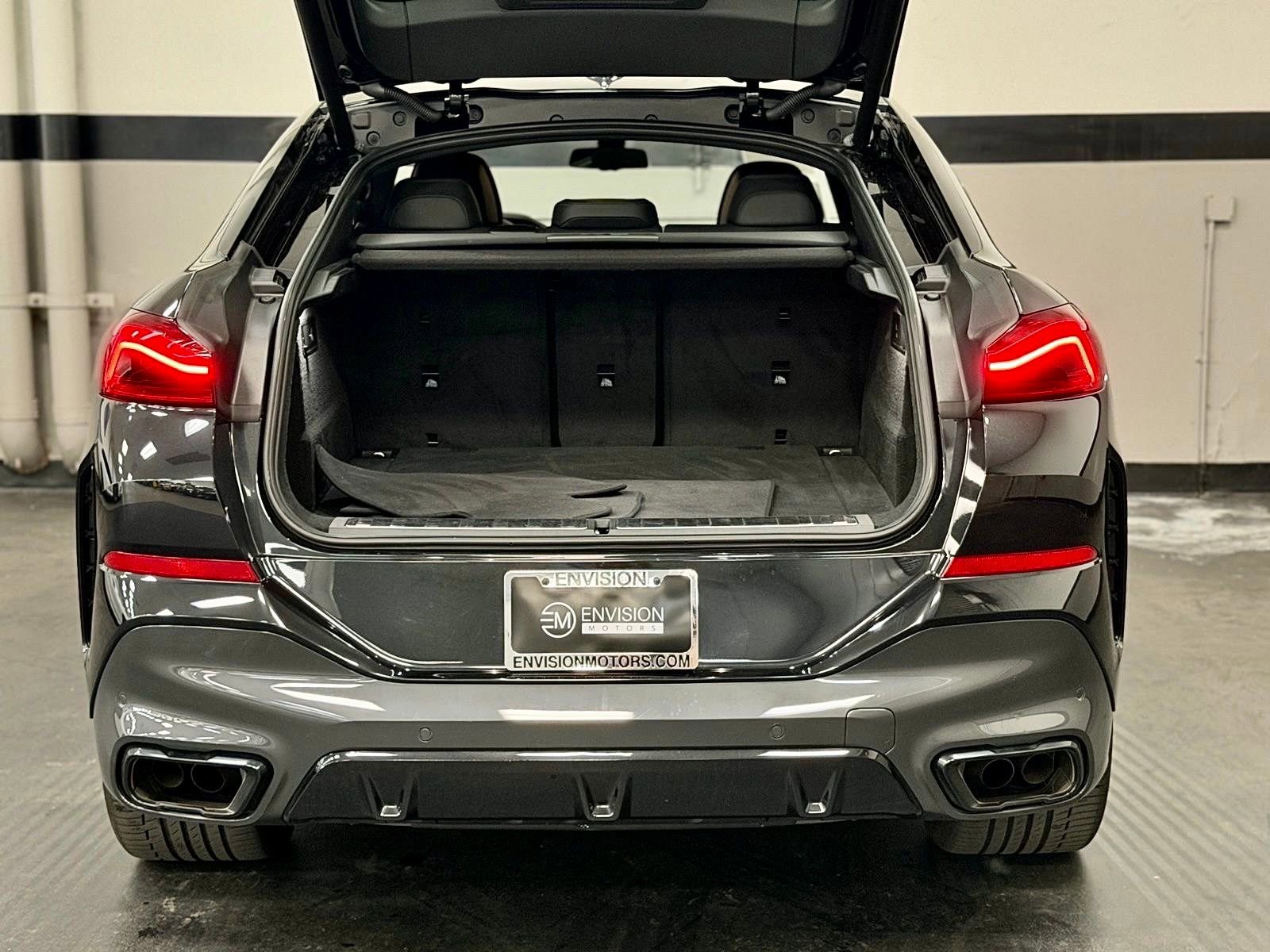 Used 2023 BMW X6 M50i w/ Executive Package image 15