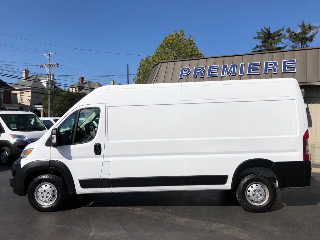Used 2023 RAM ProMaster 2500 image 2