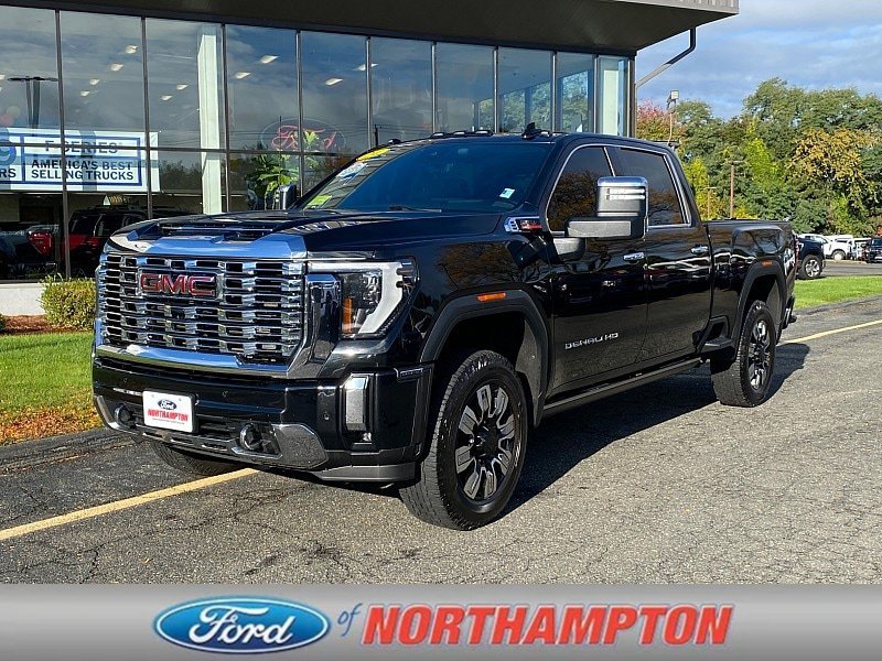 Used 2024 GMC Sierra 2500 Denali w/ Denali Reserve Package AWD/4WD image 1