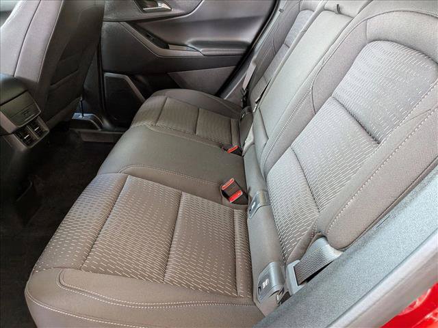 Used 2025 Chevrolet Equinox LT w/ Safety and Technology Package FWD image 18