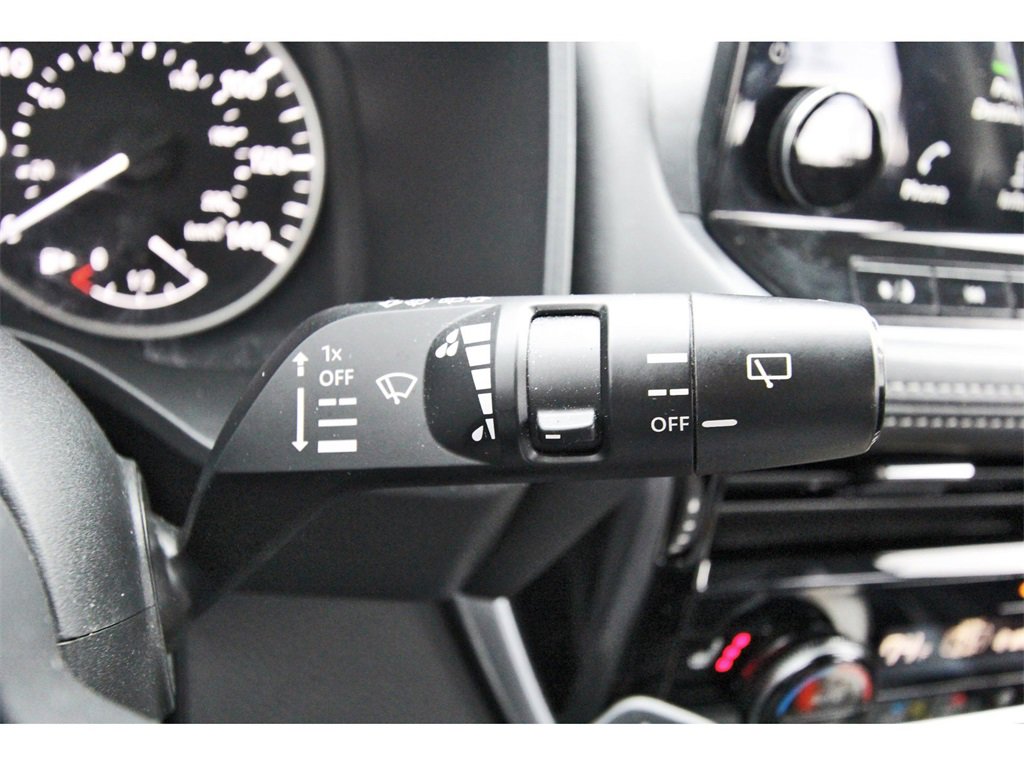 Used 2021 Nissan Rogue SL w/ Premium Package image 13