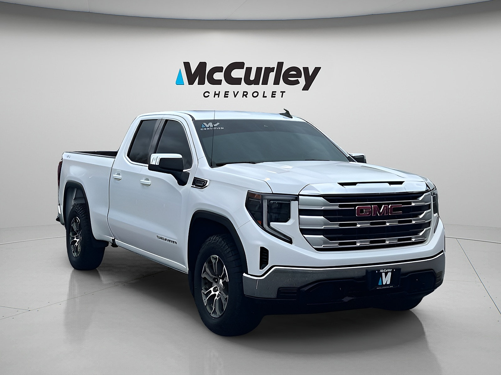 Used 2023 GMC Sierra 1500 SLE AWD/4WD video 1