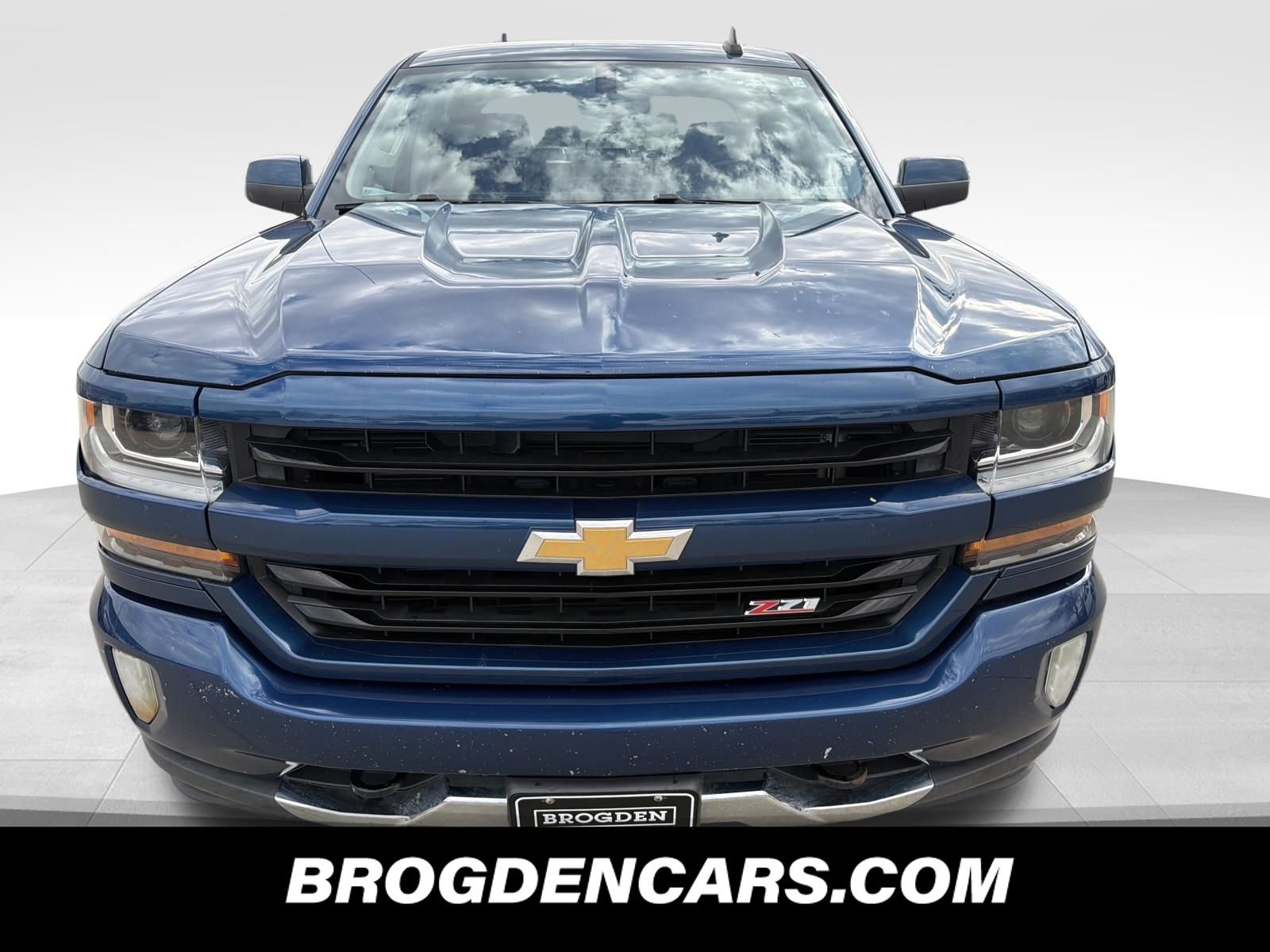 Used 2017 Chevrolet Silverado 1500 LT w/ All Star Edition image 8