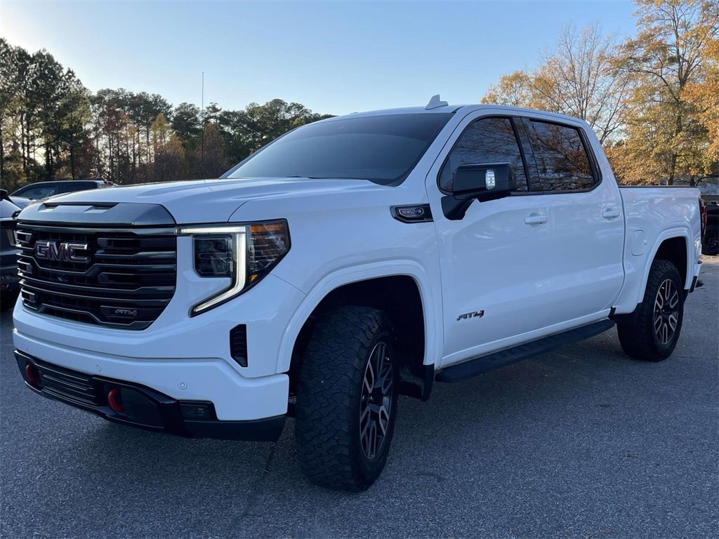 Used 2024 GMC Sierra 1500 AT4 w/ Technology Package image 6
