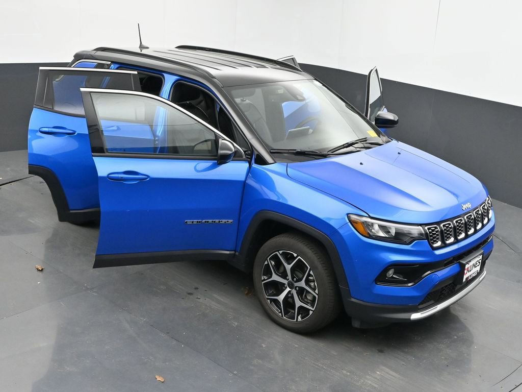 Used 2025 Jeep Compass Limited AWD/4WD image 61