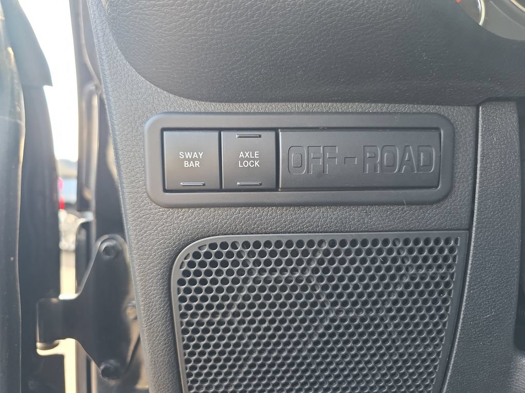 Used 2015 Jeep Wrangler Unlimited Rubicon w/ Dual Top Group AWD/4WD image 41