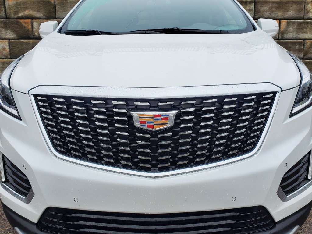 Certified 2023 Cadillac XT5 Premium Luxury w/ LPO, Floor Liner Package AWD/4WD image 9