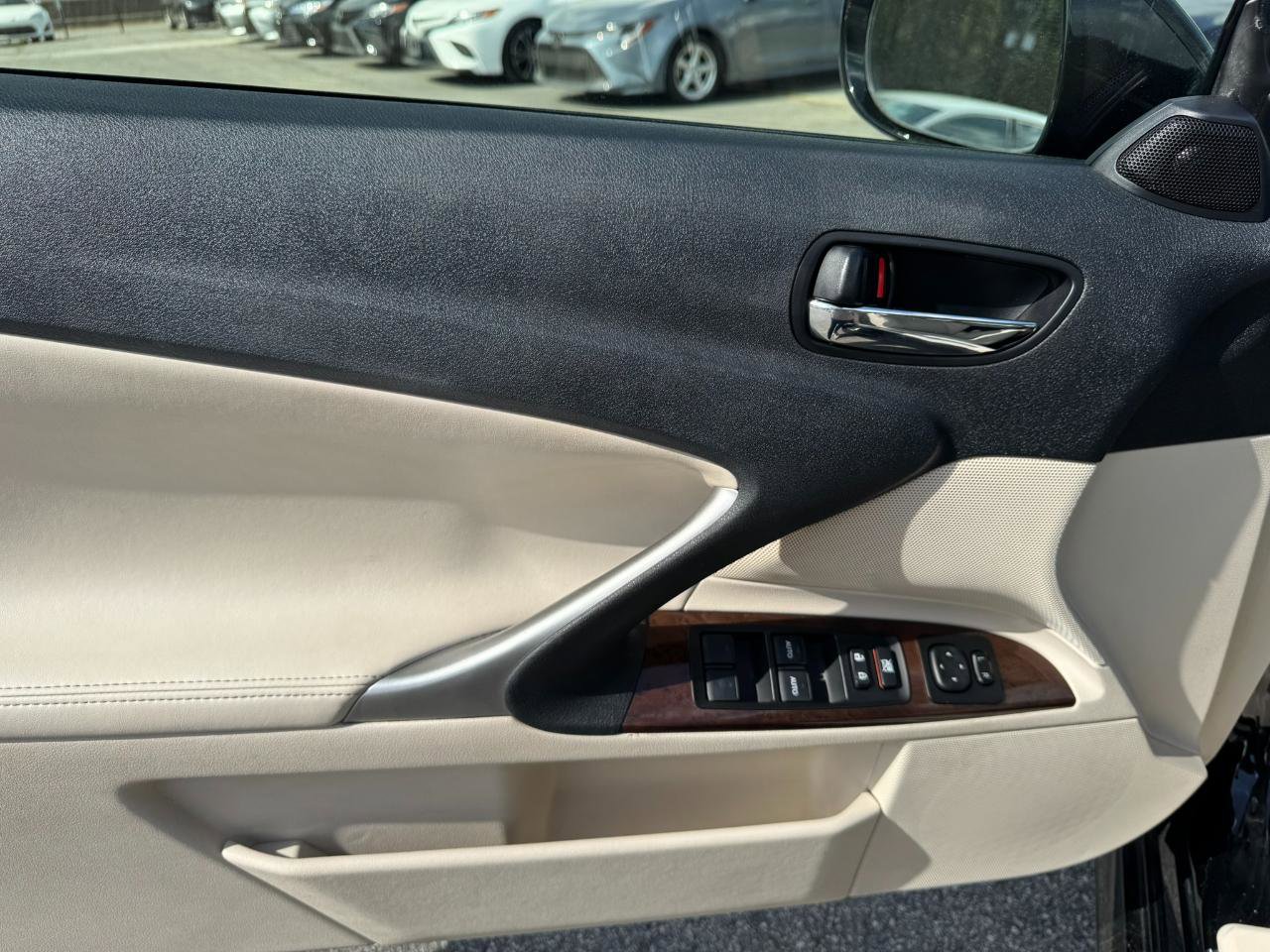 Used 2013 Lexus IS 250C image 18